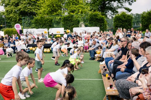 Klokskeskermis 2024 0323 1